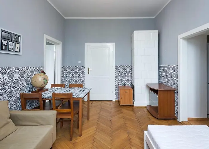 Dietla Cozy Place To *