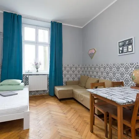 Dietla Cozy Place To Apartment